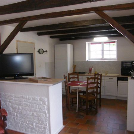 Le Petit Bretigny Guest House Beaumont  Bagian luar foto